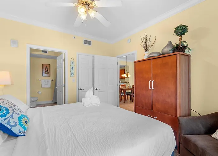 Gulf Views Lazy River Pools Hot Tub - Sleeps 6 Holiday home Gulf Shores